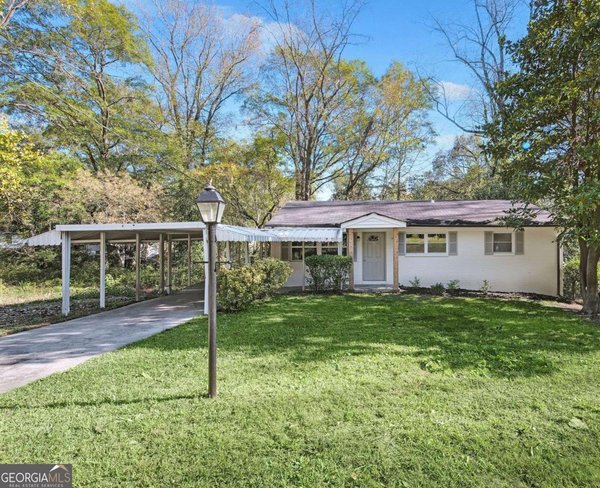 1703 Barrett Drive, Atlanta