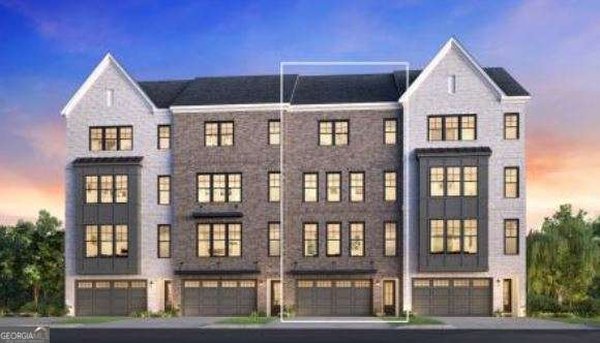 2184 Crestview Drive, Brookhaven