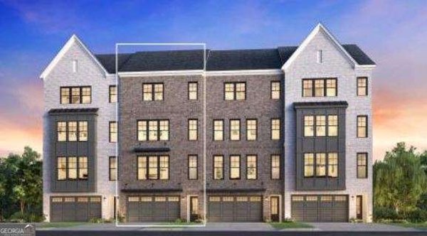 2186 Crestview Drive, Brookhaven