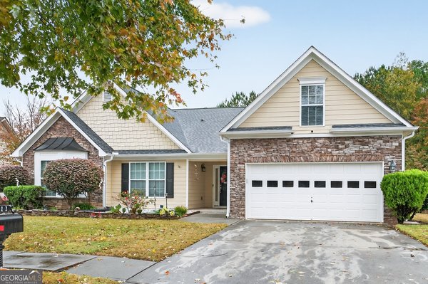 811 Rock Elm Drive, Auburn