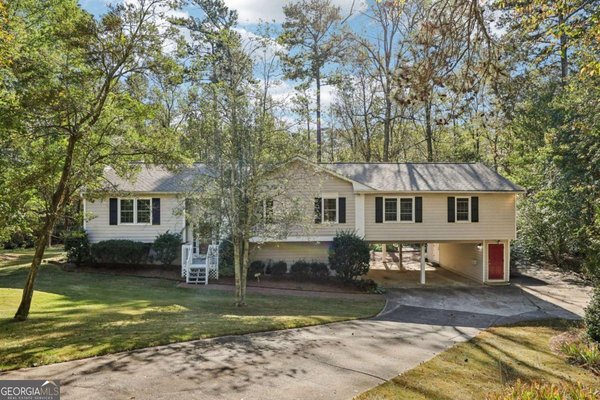 338 Westover Drive, Woodstock
