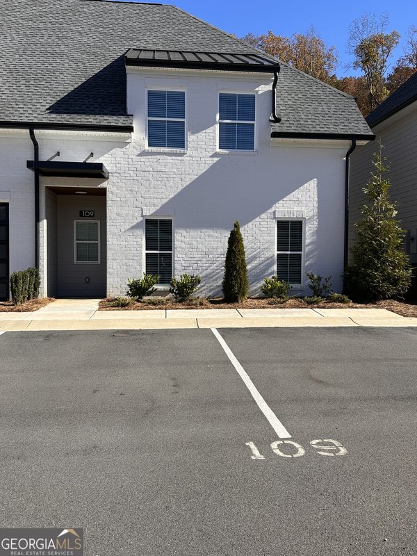 109 Chateau Drive, Rome