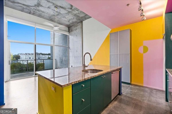 130 Arizona Avenue, Atlanta