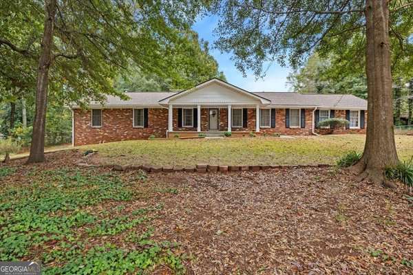 853 Waterside Drive, Conyers