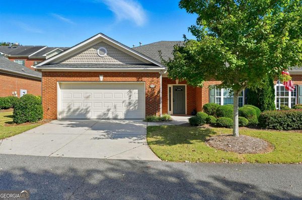 555 Sawnee Corners Drive, Cumming