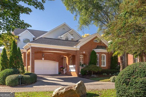 1065 Arbor Trace, Brookhaven