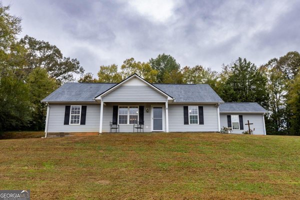 251 Tucker Hollow Road, Calhoun