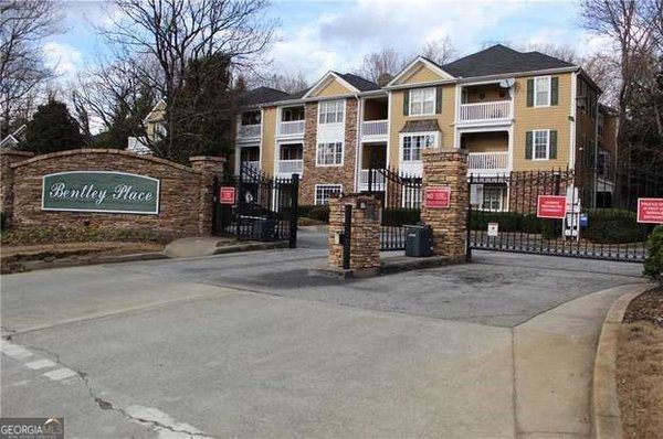 225 Bentley Place, Tucker