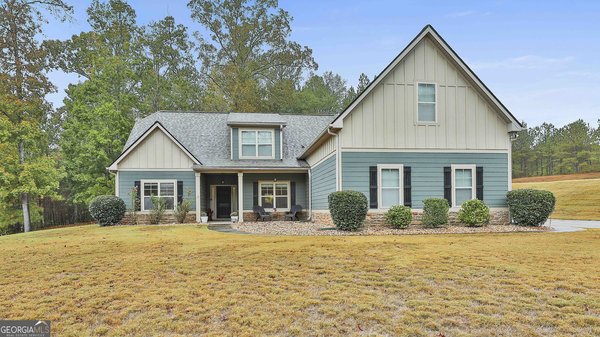 409 Walden Pond Way, Senoia
