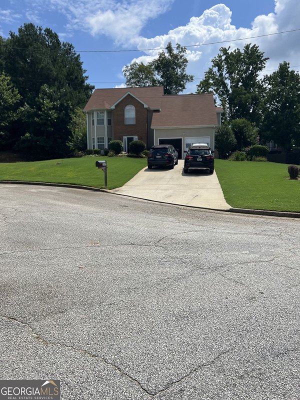 717 Conisburgh Court, Stone Mountain