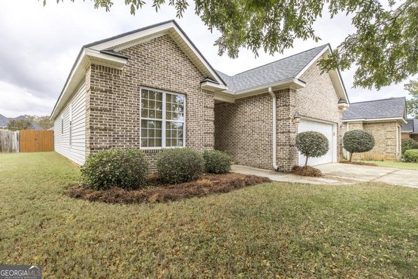 115 Montrose Lane, Centerville