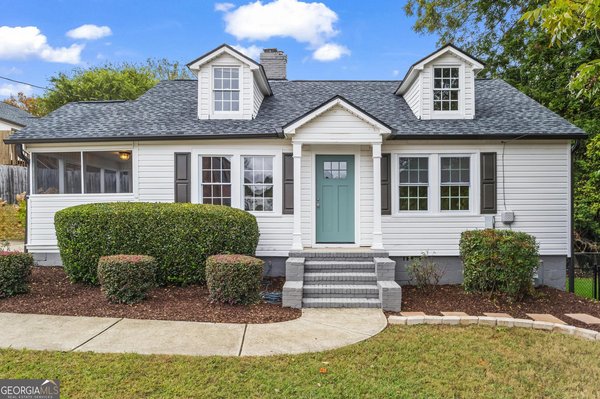 266 Crescent Circle, Marietta