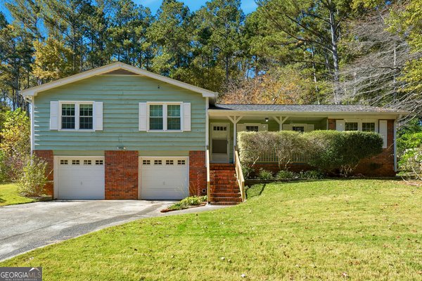695 Teague Drive, Kennesaw