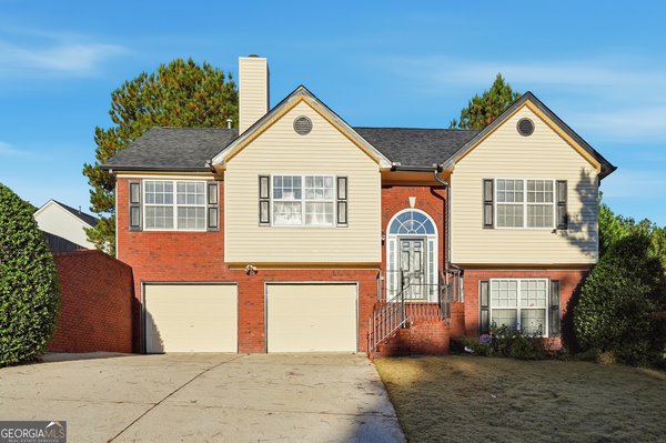 860 Chimney Trace Way, Lawrenceville