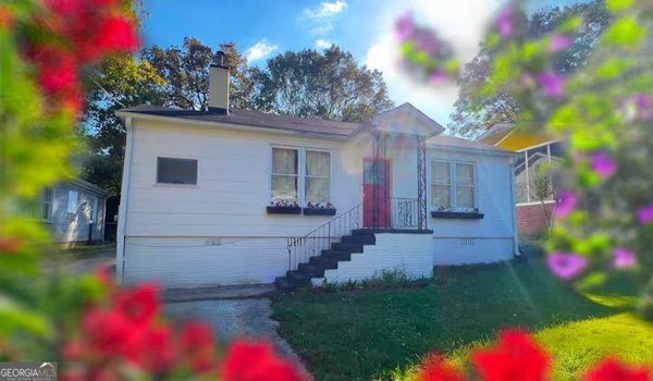 1450 HAWTHORNE Way, East Point