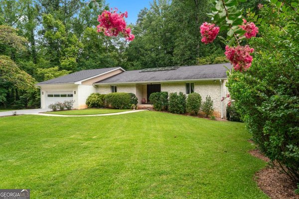 2760 Caraway Drive, Tucker