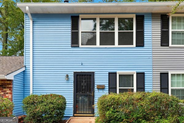 375 Leisure Court, Marietta