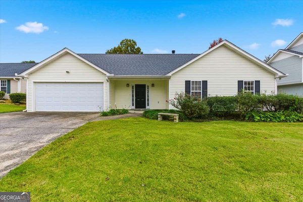 9 Redfern Trail, Rome