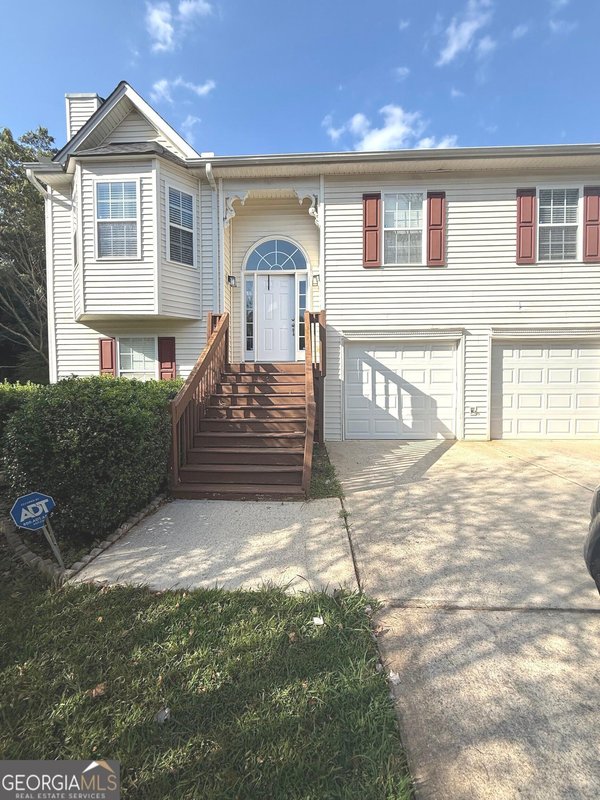 6593 Snowbird Lane, Douglasville