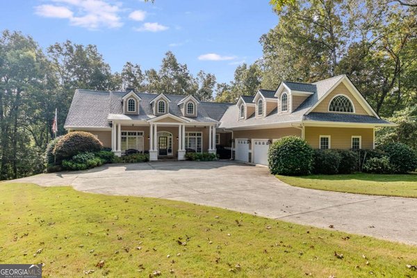 5660 Knotty Ridge Drive, Douglasville
