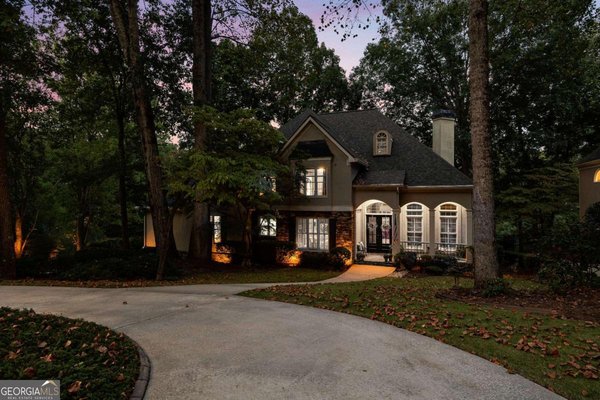 112 Bridgewater Drive, Peachtree City