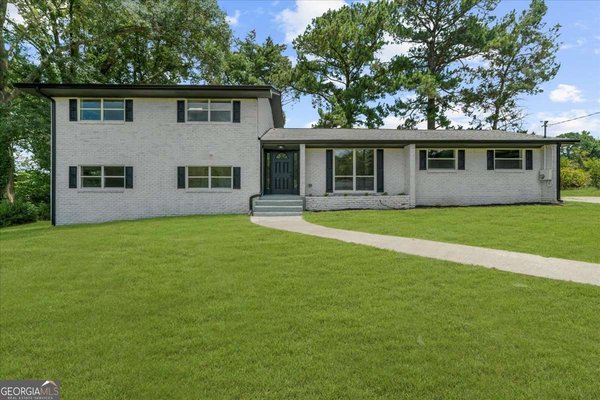 2824 Tralyn Court, Decatur