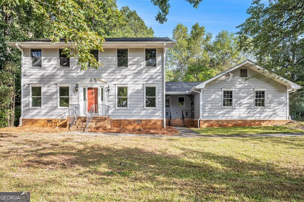864 Sweet Briar Lane, Conyers