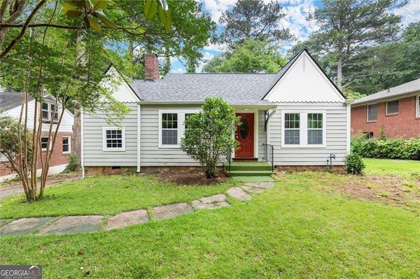 1098 Cascade Circle, Atlanta