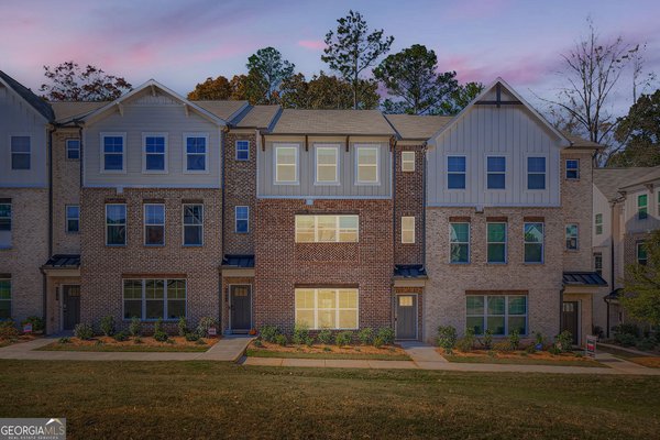 3423 Catalan Alley, Decatur