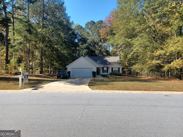 15 SADDLEBROOK Way, Senoia