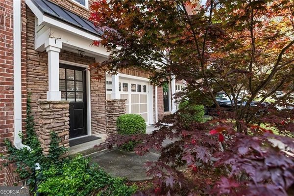 5523 Glenridge Park, Atlanta