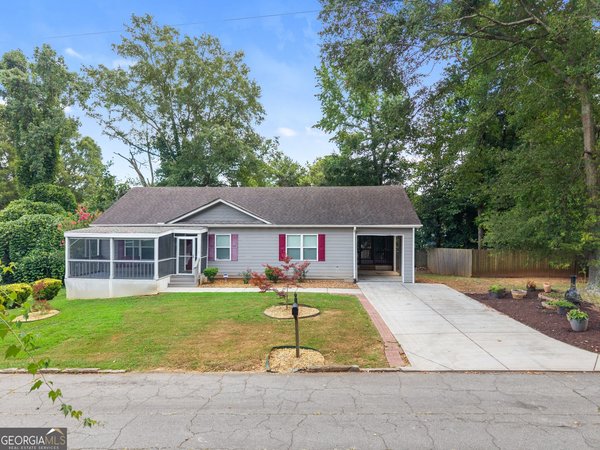 3159 ROBINSON Avenue, Scottdale