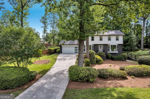 529 GREYSTONE Trail, Marietta