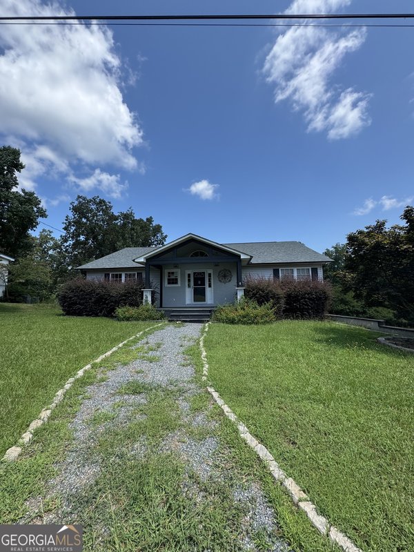 7223 Scenic Heights, Manchester