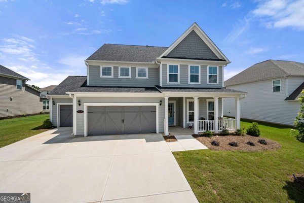 916 Gambino Trace, Peachtree City