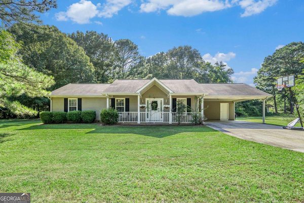 110 Cactus Lane, Stockbridge