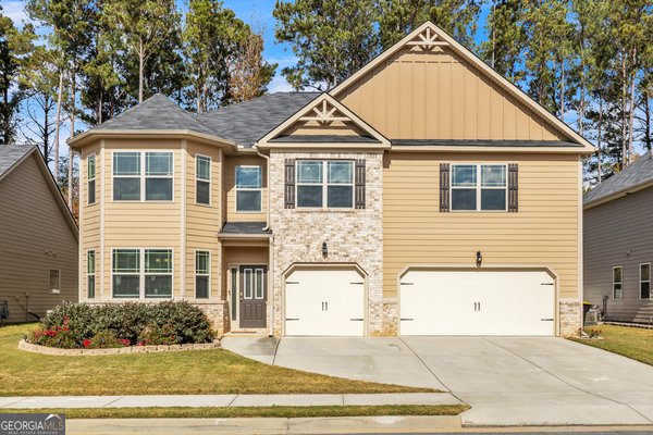 134 Brookview Drive, Newnan