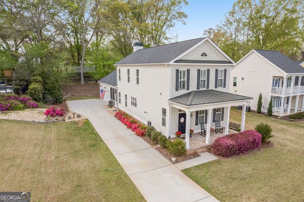 99 Middle Street, Senoia