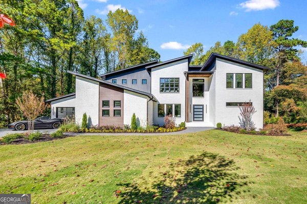 1000 Clementstone Drive, Sandy Springs