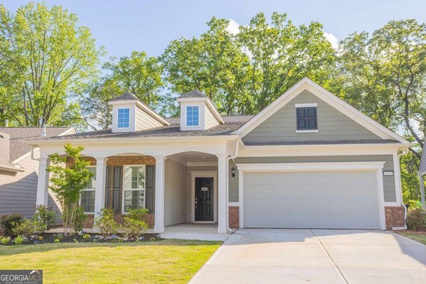 1304 Bugle Court, Griffin