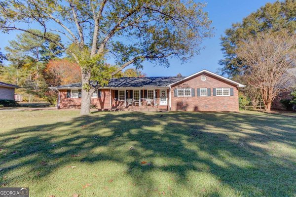 2614 Hickory Valley Drive, Snellville