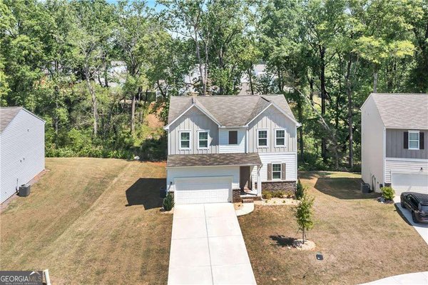 289 Pond Court, Hoschton