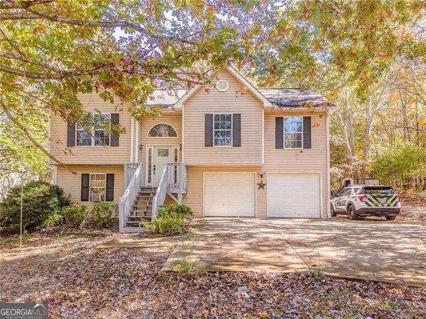 156 DOGWOOD GLEN Drive, Aragon