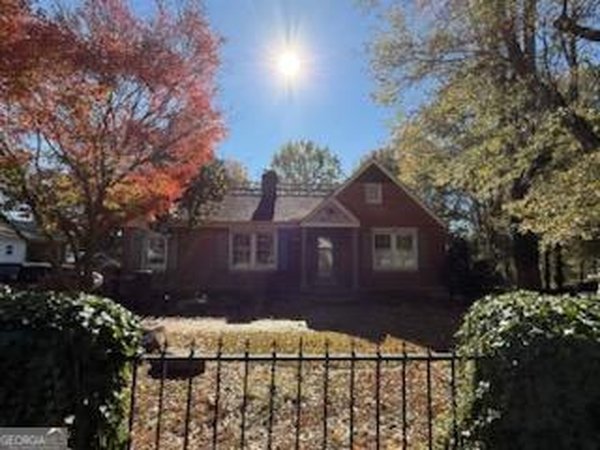 952 Wayside Street, Cornelia