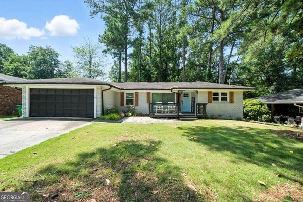 3331 Casa Linda Drive, Decatur