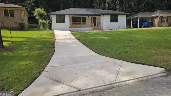 2084 Snow Road, Atlanta