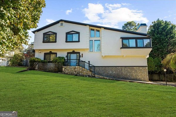 4924 Waterport Way, Peachtree Corners