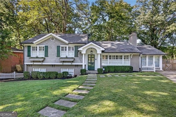 1072 Northcliffe Drive, Atlanta