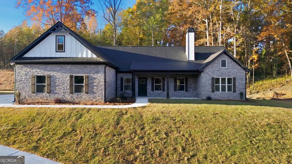 405 Ayers Creek, Toccoa