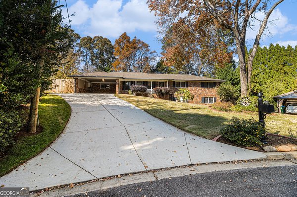 923 Tall Pine Court, Stone Mountain
